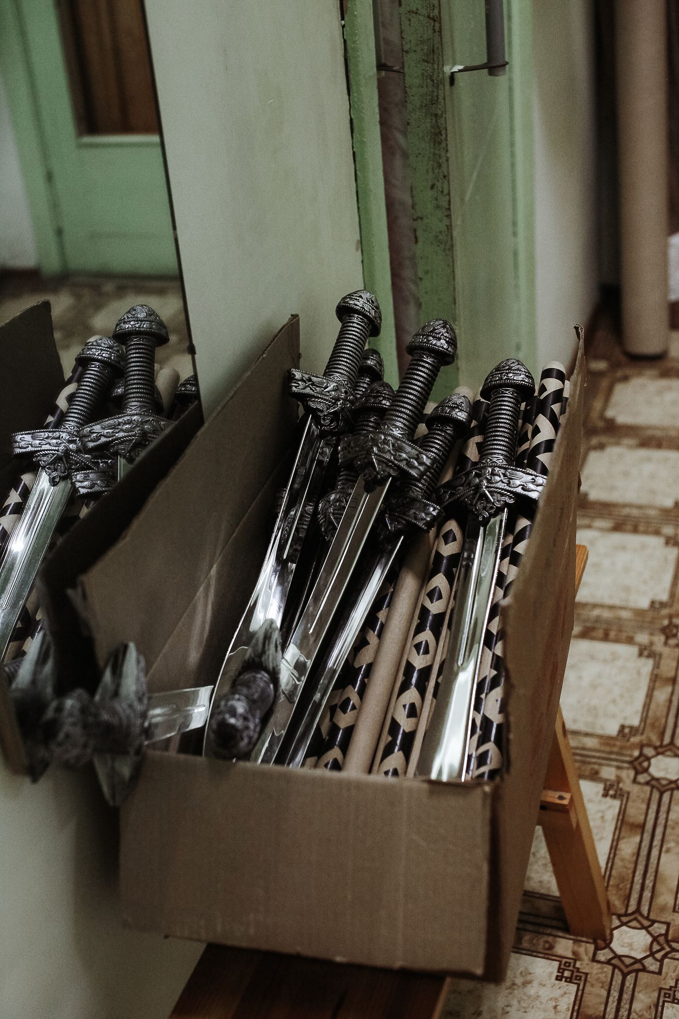 Rotor and bed knives